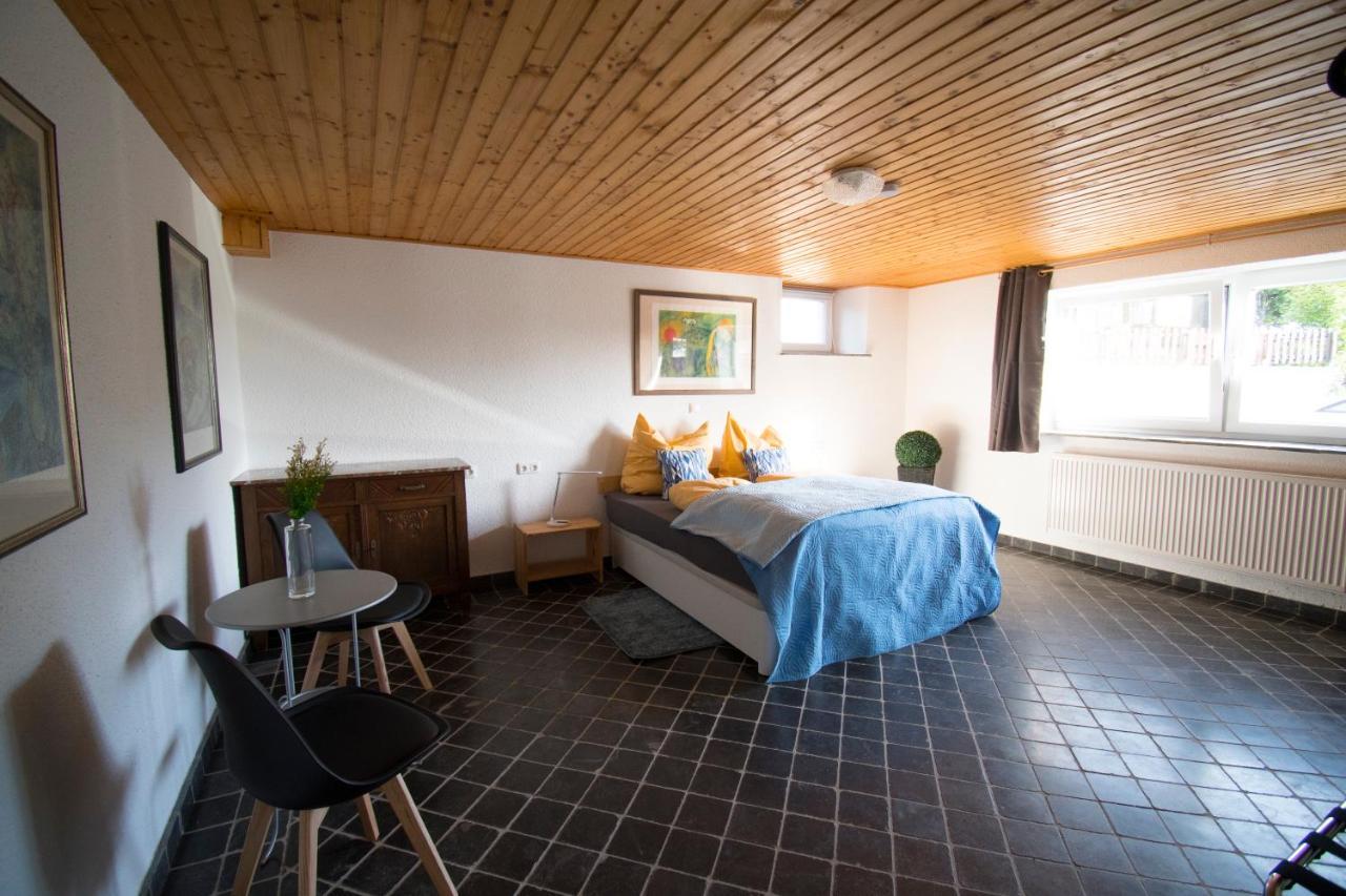Ferienwohnung Fuer 2 Personen Mit Direktem Zugang Auw bei Prum Exterior foto